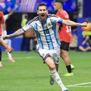 Duel Argentina vs Mesir Tinggalkan Kontroversi