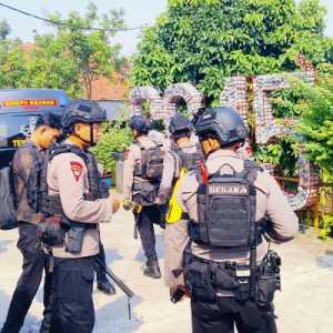 Gegana-Densus 88 Sisir SDN Srengseng Sawah Usai Ancaman Bom