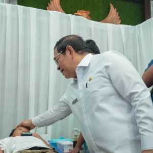 Khitanan Massal Raih Rekor MURI