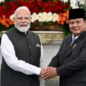 Prabowo Sambut Pendirian Kampus Manajemen dan Teknologi Cabang India di Indonesia
