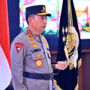 Kapolri Pimpin Sertijab Enam Kapolda dan PJU Mabes