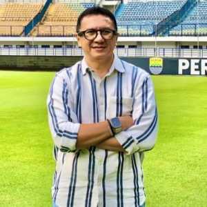 Mantan Bos Persib Iskandar Kunaefi Jadi Dirut PT Pos Indonesia