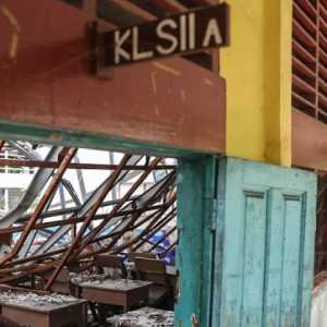 Ironis! Sekolah Ambruk di Jakarta Terkuak Tepat Hari Anak Nasional