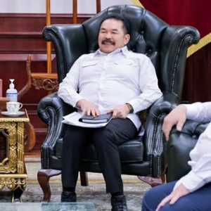 Jaksa Agung Temui Menhan Sjafrie Bahas Progres Satgas PKH