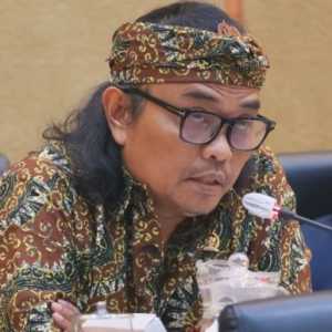Rencana Bangun Dapur MBG Pakai APBN Dipertanyakan DPR