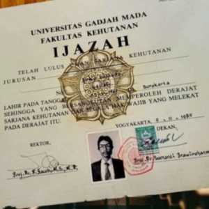 Ijazah itu Kebanggaan, Bukan Aib