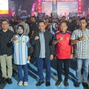 Kapolri Nobar Final Piala Dunia di Lapangan Bhayangkara