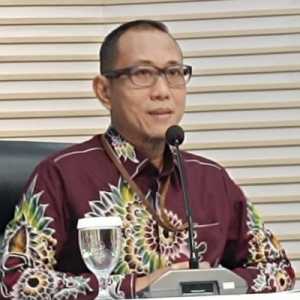 KPK Tahan Tiga Tersangka Pemberi Suap Dana Hibah Pokmas Jatim