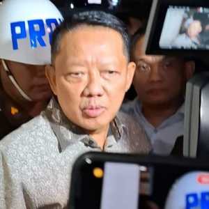 Sahroni Soal Febrie Tak Pakai Rompi Tahanan: Jangan Ada Perlakuan Istimewa