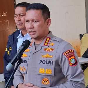 Polisi Tangkap Penyebar Teror Ancaman Bom di SDN Srengseng Sawah 15 Pagi