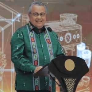 Alasan Mundurnya Perry Warjiyo Harus Diungkap
