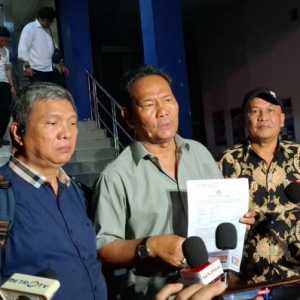 PWI Resmi Laporkan Hotman Paris ke Polda Metro Jaya