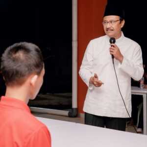 Mensos Beri Motivasi kepada Siswa Baru Sekolah Rakyat di DKI Jakarta