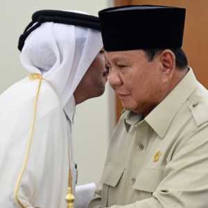 Prabowo Datangi Kedubes Qatar, Sampaikan Duka Cita atas Wafatnya Father Emir