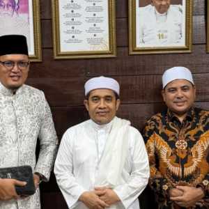 Silaturahmi ke Babussalam, Ketum KAUMY Ajak Umat Pegang Petuah Ulama