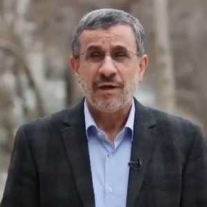 Mossad Diduga Rekrut Ahmadinejad untuk Gulingkan Pemerintahan Iran