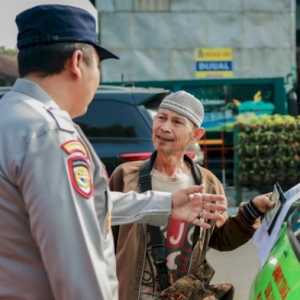 Belasan Angkot Uzur di Kota Bogor Dikandangkan