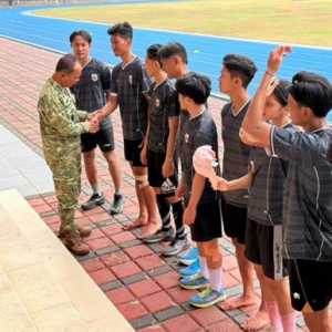 Kasum TNI Tinjau Atlet Pelatnas Taekwondo di Markas Baret Merah