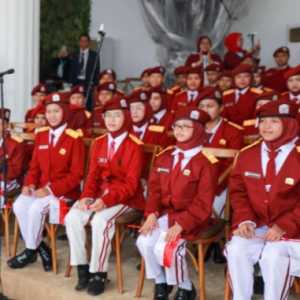 Paduan Suara Sekolah Rakyat Unjuk Gigi di Istana Merdeka