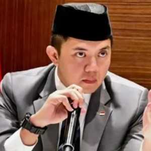 Komunikasi Seskab Tidak Banyak Jargon tapi Datanya Jelas