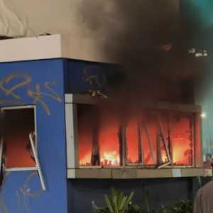 Polisi Konfirmasi Korban Tewas saat Demo DPR Seorang Pedagang Cermin