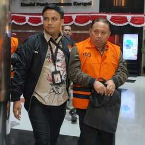 Rumah dan Kantor Rektorat Unsoed Digeledah, KPK Sita Dokumen hingga BBE