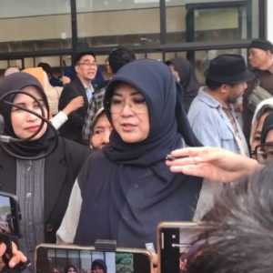 Dokter Tifa Menang Mutlak
