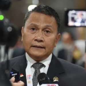 Reshuffle Kabinet Tak Harus Diisi Kader Partai