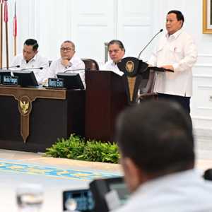 Apresiasi Prabowo ke Menteri Jadi Sinyal Reshuffle Sulit Terjadi