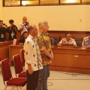 Leonardi Divonis 2,5 Tahun Penjara Meski  Tak Terbukti Terima Uang