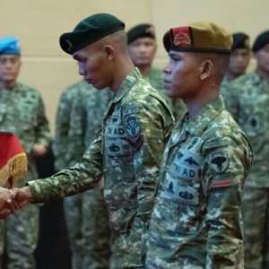 Dua Prajurit TNI Naik Pangkat Usai Kibarkan Merah Putih di Masjid Baiturrahman Aceh