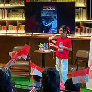 Rayakan HUT RI, Putri Alya Sidik Isi Kegiatan dengan Literasi dan Baca Buku Bersama