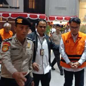 KPK Tahan 4 Tersangka Korupsi Pengadaan Iklan, Kerugian Negara Rp223,6 Miliar