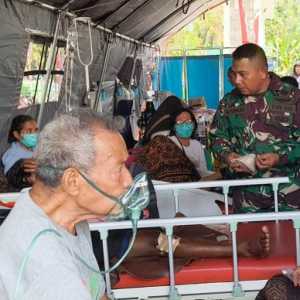 1.892 Prajurit TNI Tangani Korban Gempa NTT
