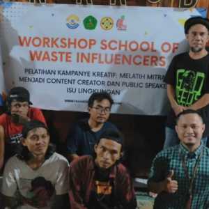 Dua Kampus Siapkan Komunitas Punk Tangsel  Jadi Pahlawan Edukasi Sampah