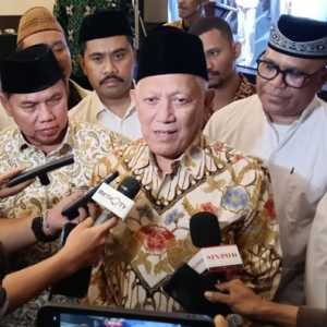 Kedepankan Khidmat, Abdul Hakim Mahfudz Siap Maju Caketum PBNU