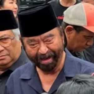 Surya Paloh Ungkap Alasan Guruh Soekarnoputra Pilih Fokus ke Seni Ketimbang Pimpin PDI