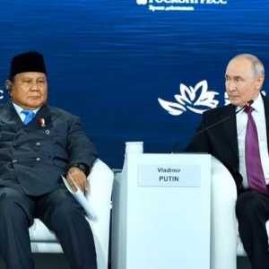 Prabowo Jadi Tamu Kehormatan di EEF ke-11, Duduk Samping Putin