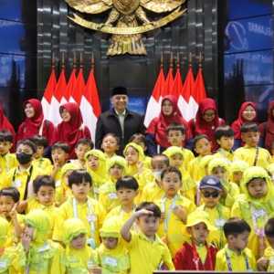 Kunjungi Gedung DPRD DKI, Anak-Anak Punya Pengalaman Baru