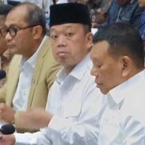 Begini Respons Nusron Ditanya Alasan Mundur dari Kepengurusan Golkar