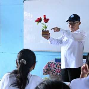 Kegiatan Belajar di SMPN 16 Medan Pulih 100 Persen Usai Dilanda Banjir