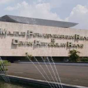 PT Disarankan Nol Persen dan Dibuat Fraksi Pemerintah vs Nonpemerintah