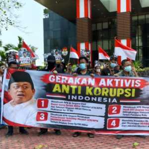 Aktivis Antikorupsi Desak KPK Periksa Nusron Wahid soal Koper Rp106 Miliar