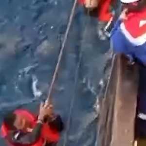 Kapal Pertamina Bantu Selamatkan 16 Korban Virgo Transport 08 di Laut Jawa