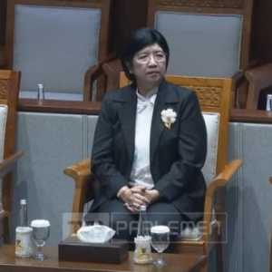 Sah<i>!</i> DPR Tetapkan Destry Damayanti sebagai Gubernur BI