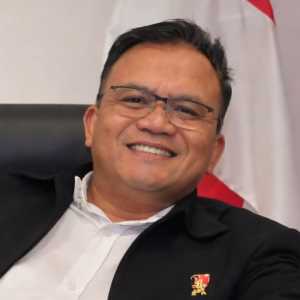 Piring Kiai, Kantong Pejabat, dan 