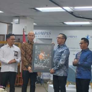 Buku Laut Obi Dorong Standar Baru Industri Tambang