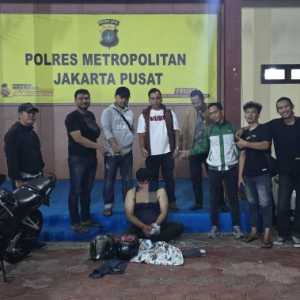 Penjambret Handphone Milik Turis India Dibekuk Polisi