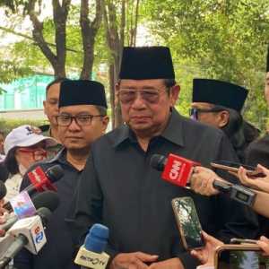 SBY Kenang Guruh: Seniman Besar yang Sangat Mencintai Indonesia
