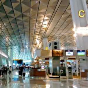 33 Penerbangan Terdampak Abu Vulkanik di Bandara Soekarno-Hatta